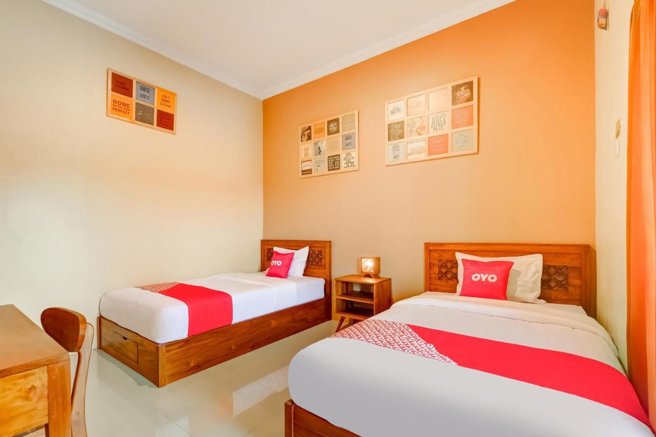 Super Oyo 3496 Griya Gayatri Syariah Hotell Melati Eksteriør bilde
